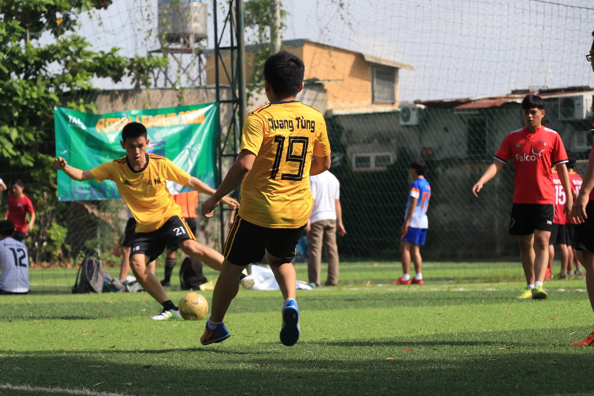  Vòng 14 TMA Futsal League 2018 : Cú ngã ngựa của DC4