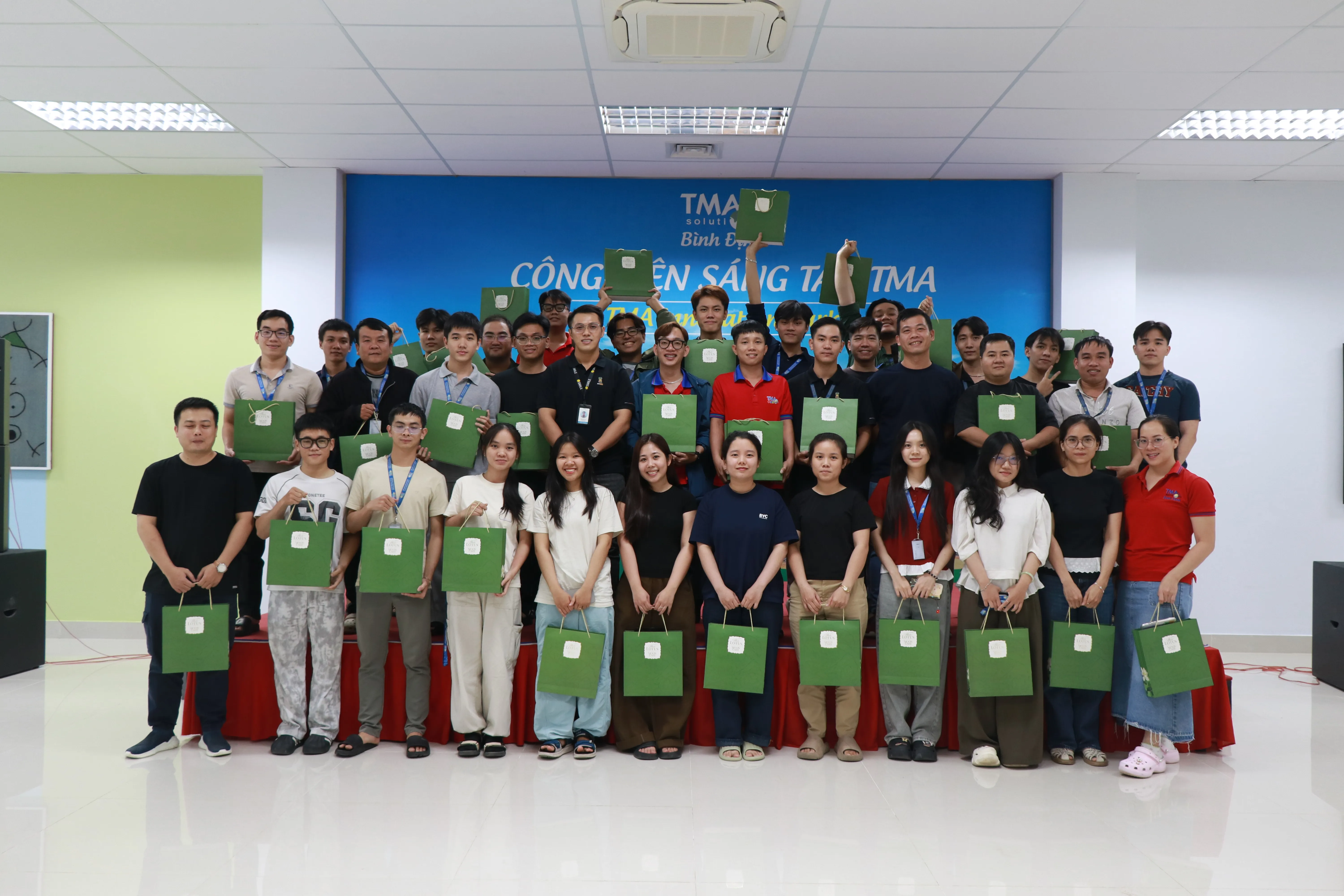 [360DC] Trung thu sum vầy
