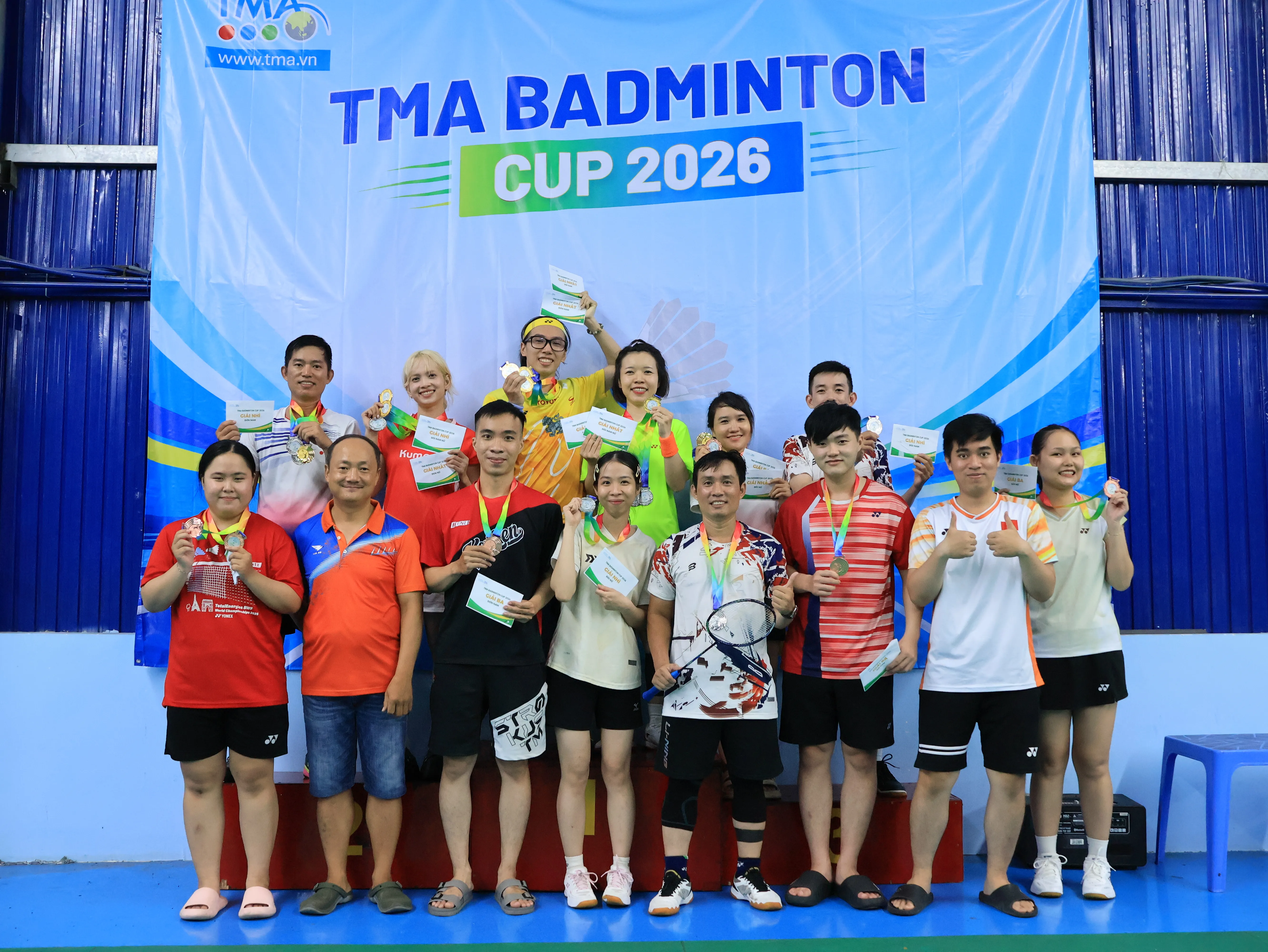 Tin tức